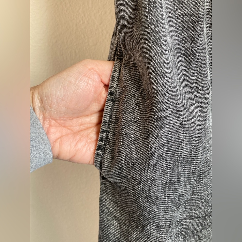 LuLaRoe Ashton Gray Wash Denim Dress Size XS Button Front Pockets - Picture 7 of 11